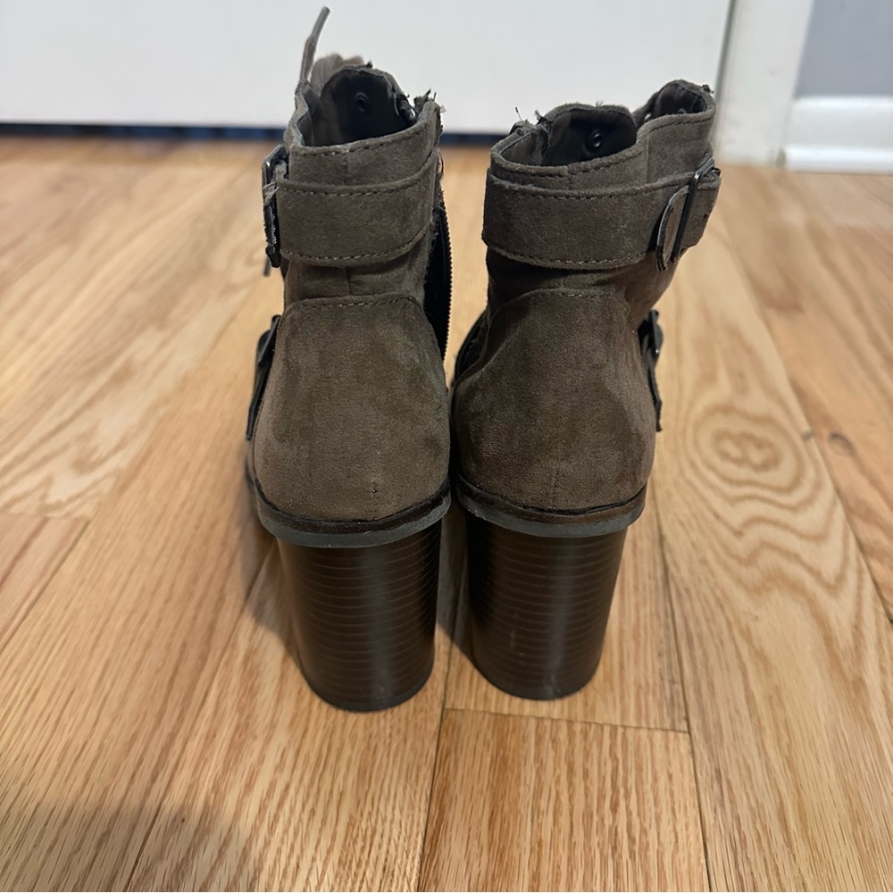 Dolce vita Brown Suede Ankle Boots - Picture 4 of 7